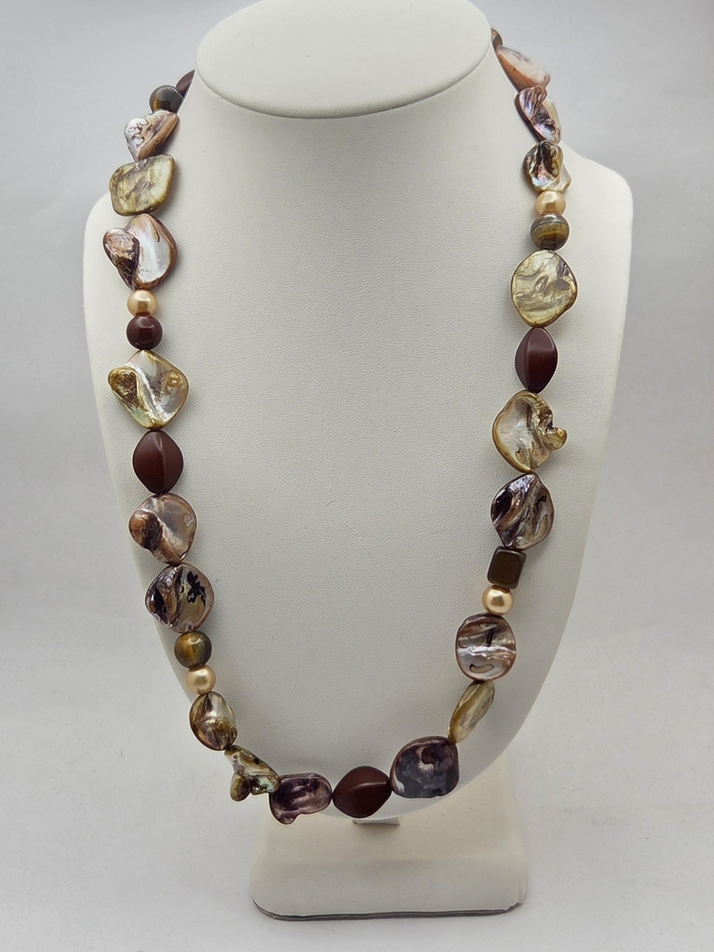 Handcrafted Mother of Pearl Shell & Tiger’s Eye Beaded Pullover Necklace 22”
